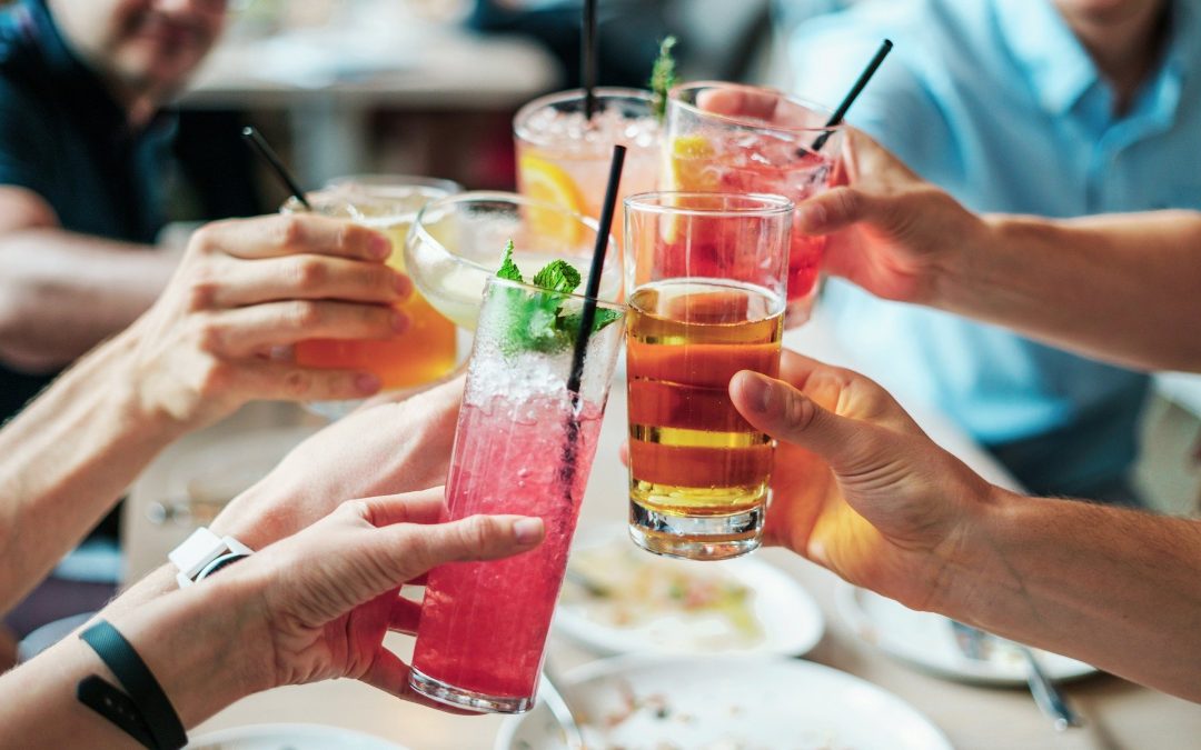 Resort zdrowia ostrzega przed piciem alkoholu w czasie epidemii
