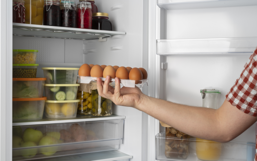 Jak prawidłowo przechowywać żywność w lodówce?